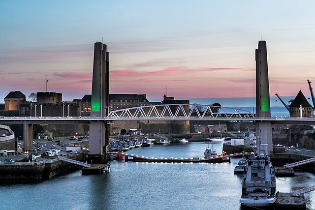 Pont de Recouvrance